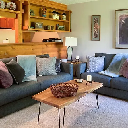 3614 Winterberry Apartment